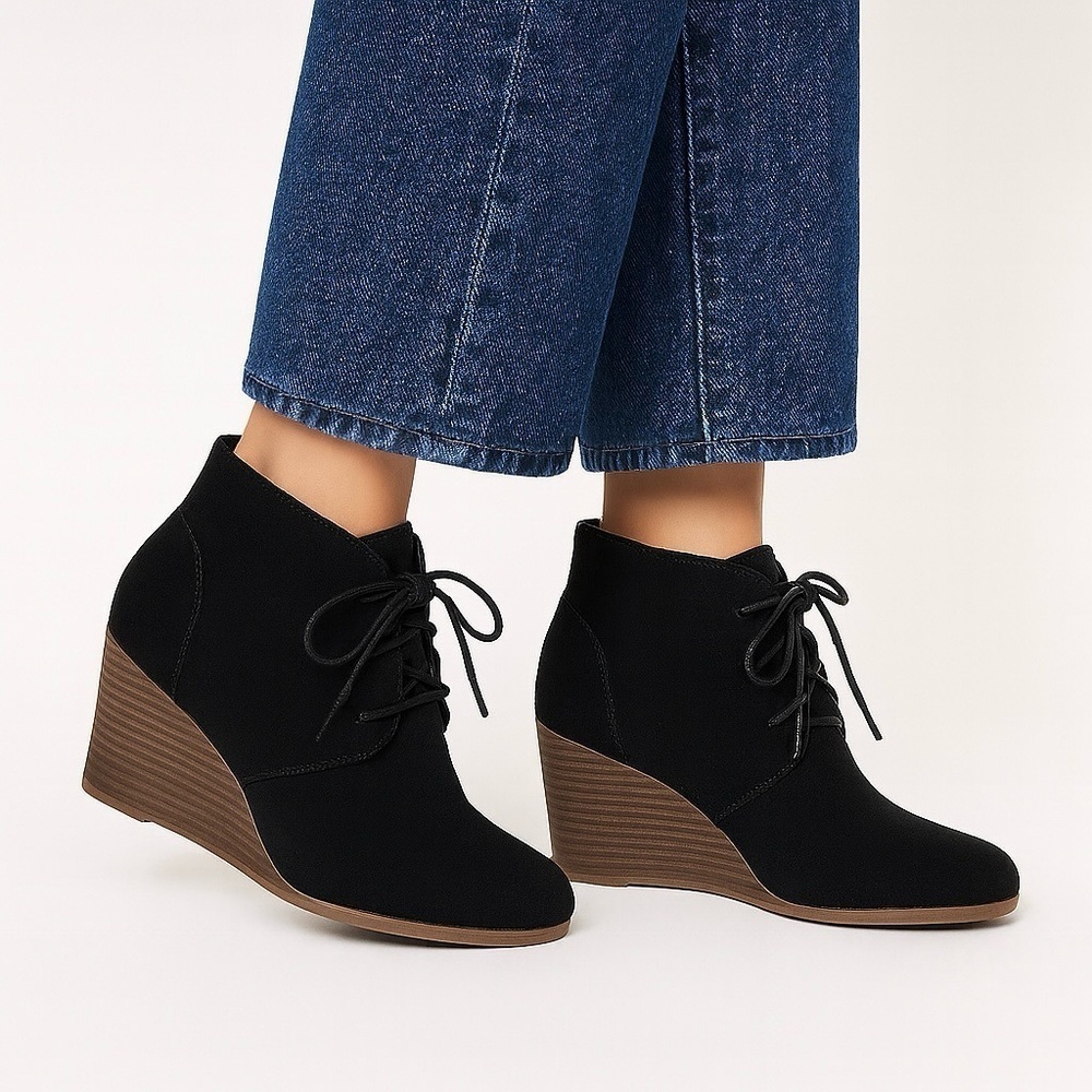 Dr. Scholl’s Black Faux Suede Lace-Up Wedge Ankle Boots Women’s Size 8